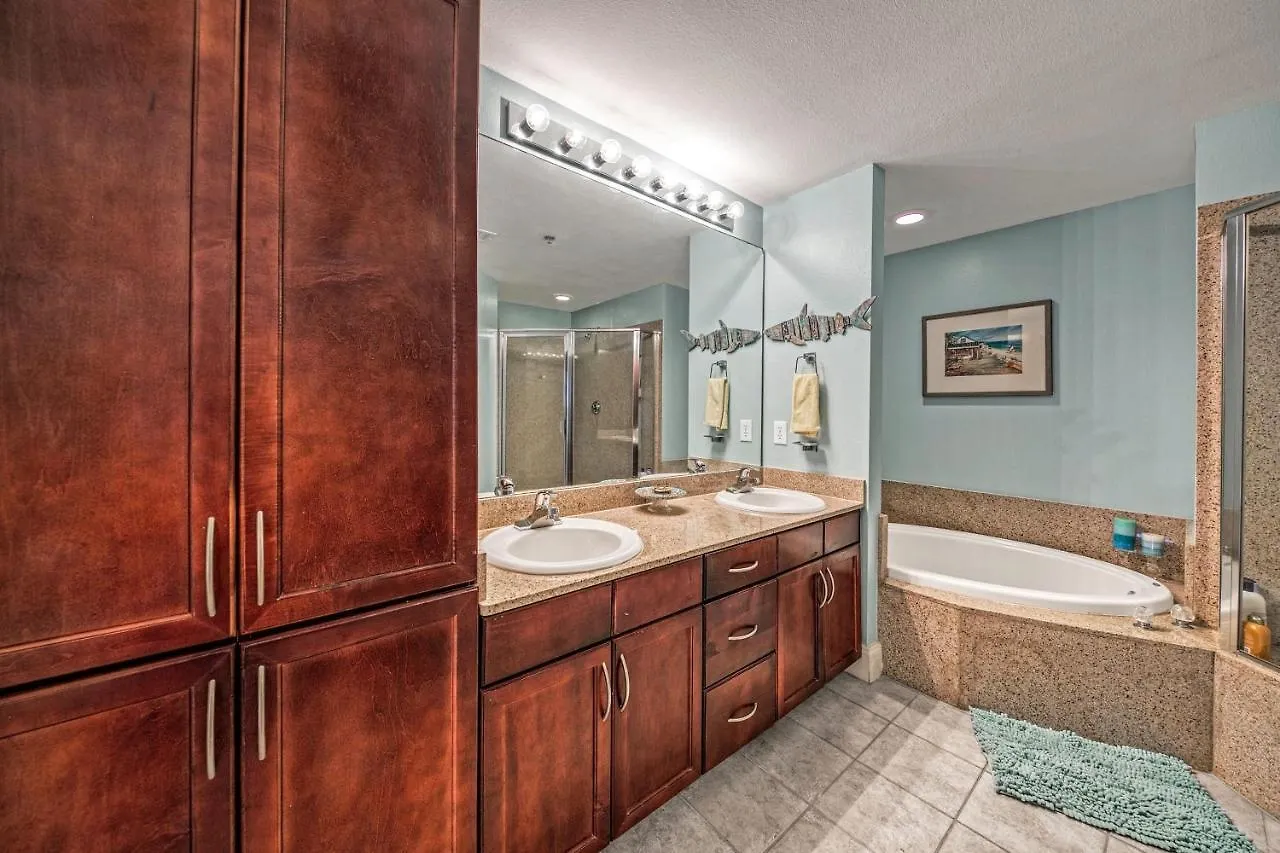 On The 3-D Floor, Laketown 324 - Large 2 Bd , Great Views And Amenities Panama City Beach