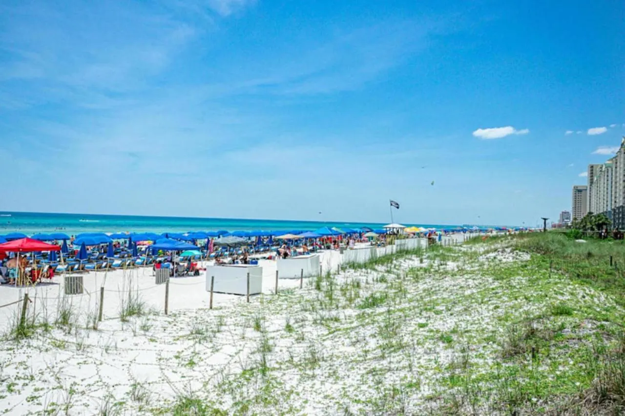 On The 3-D Floor, Laketown 324 - Large 2 Bd , Great Views And Amenities Panama City Beach 0*,