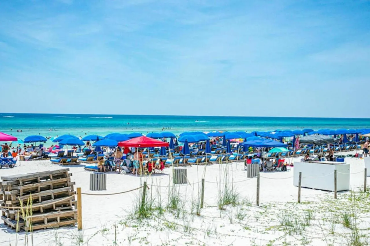 On The 3-D Floor, Laketown 324 - Large 2 Bd , Great Views And Amenities Panama City Beach USA
