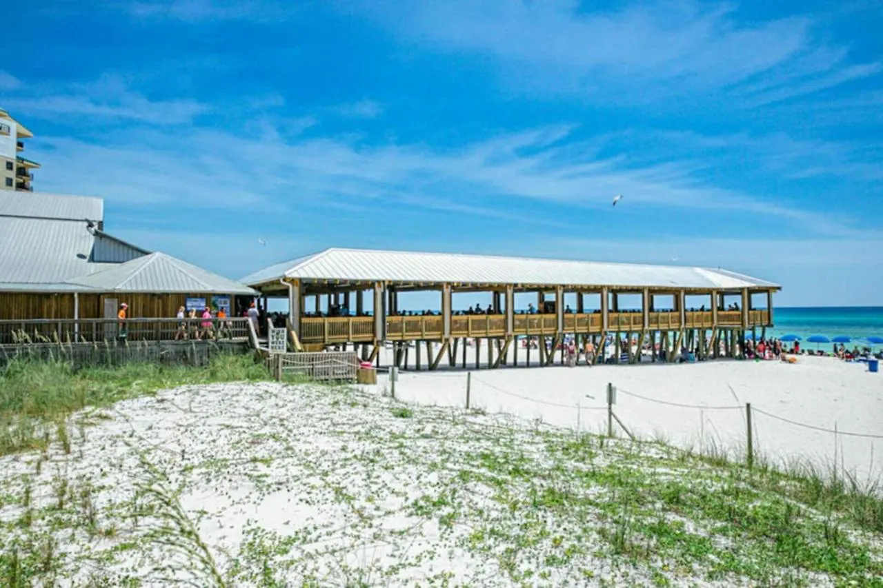 On The 3-D Floor, Laketown 324 - Large 2 Bd , Great Views And Amenities Panama City Beach Semesterbostad