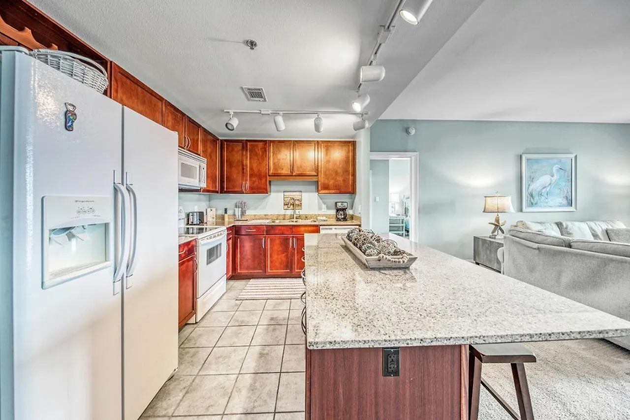 Semesterbostad On The 3-D Floor, Laketown 324 - Large 2 Bd , Great Views And Amenities Panama City Beach