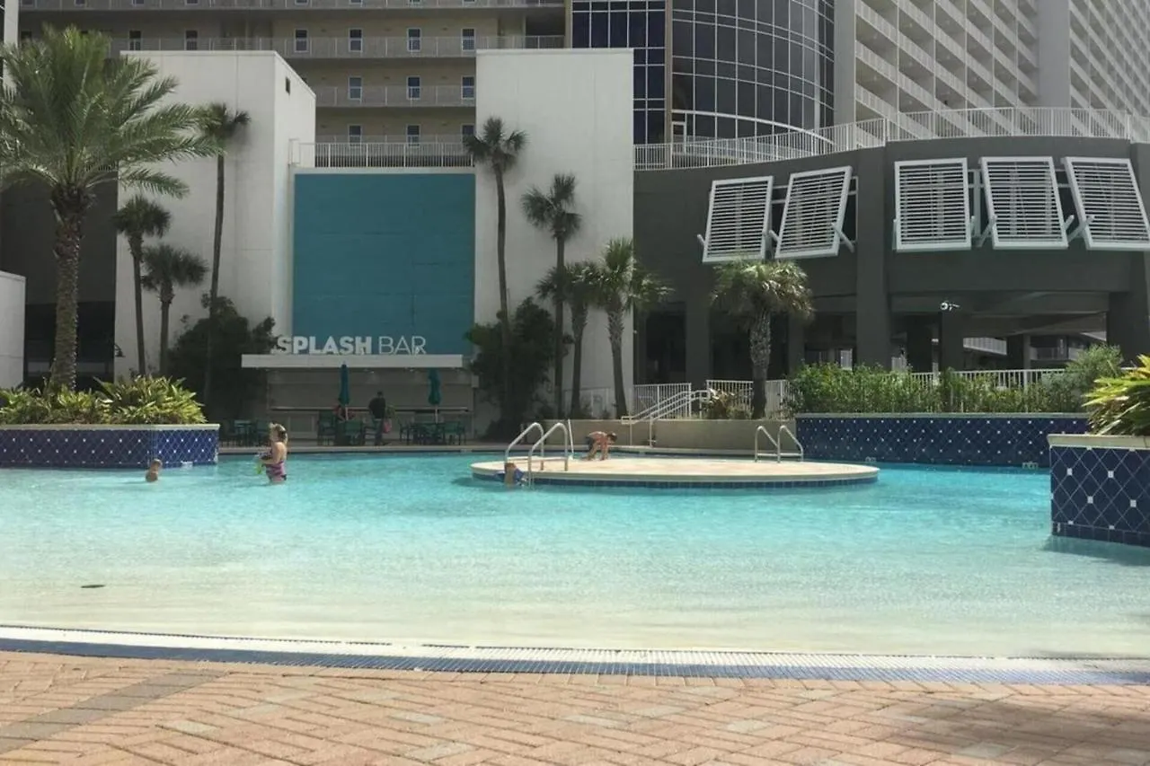 On The 3-D Floor, Laketown 324 - Large 2 Bd , Great Views And Amenities Panama City Beach United States